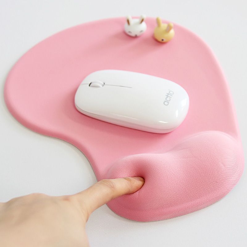Wrist guard silicone mouse pad